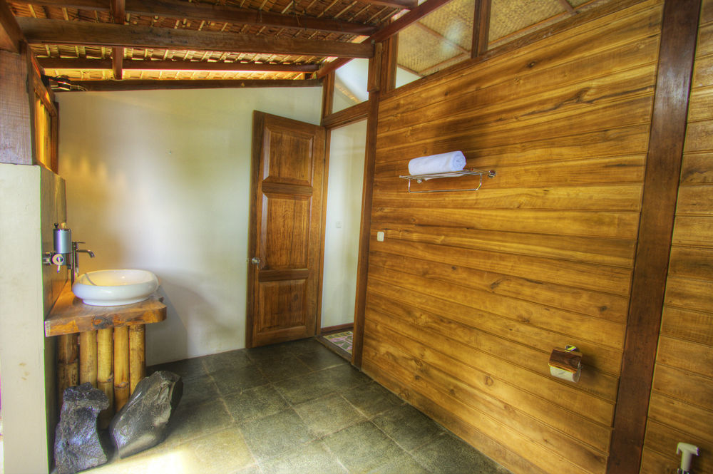 Janji Laut Resort Tanahwangko Exterior foto